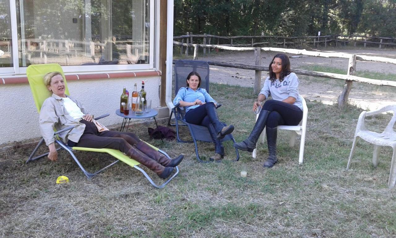 Villa ferme équestre des abrons à Pailloles Extérieur photo