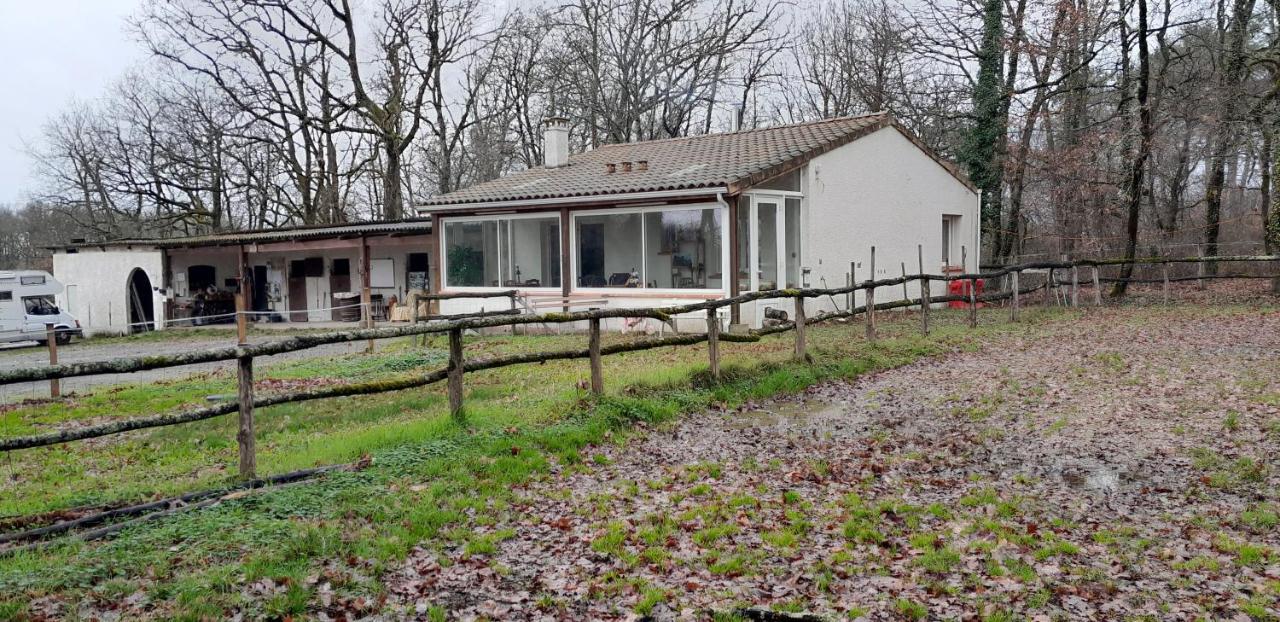 Villa ferme équestre des abrons à Pailloles Extérieur photo